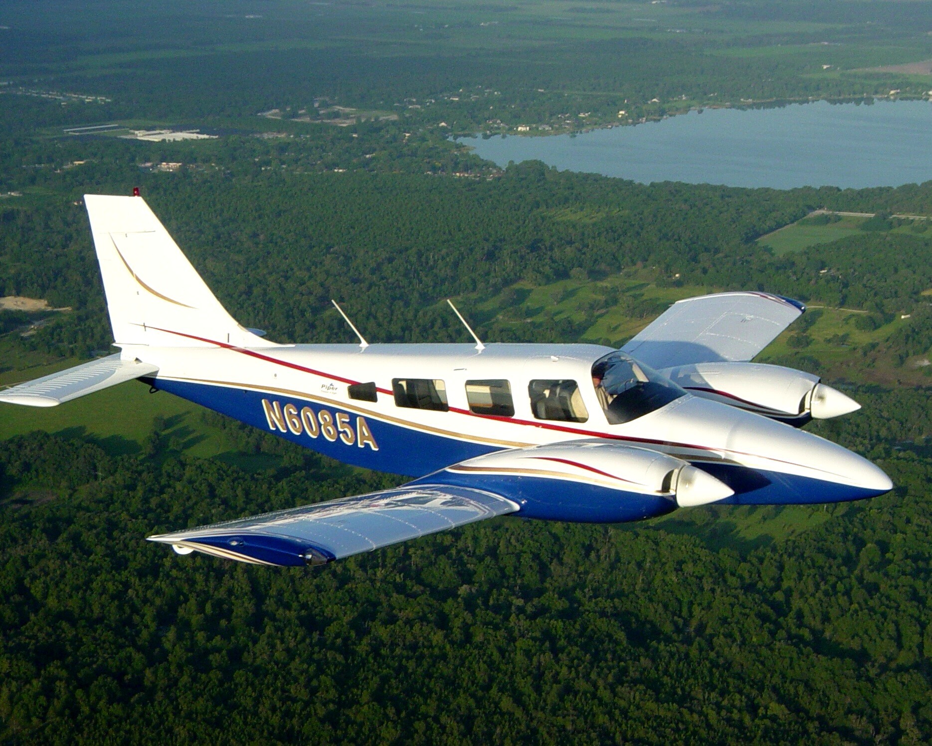 Piper PA-34-220T